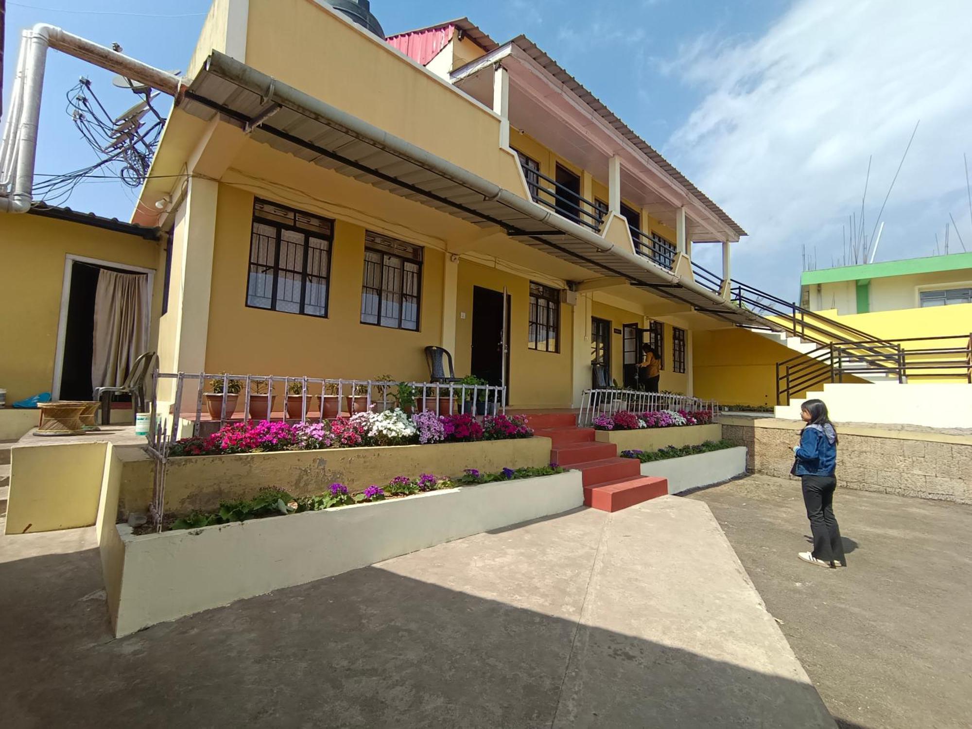 Serene Resort Cherrapunji Esterno foto